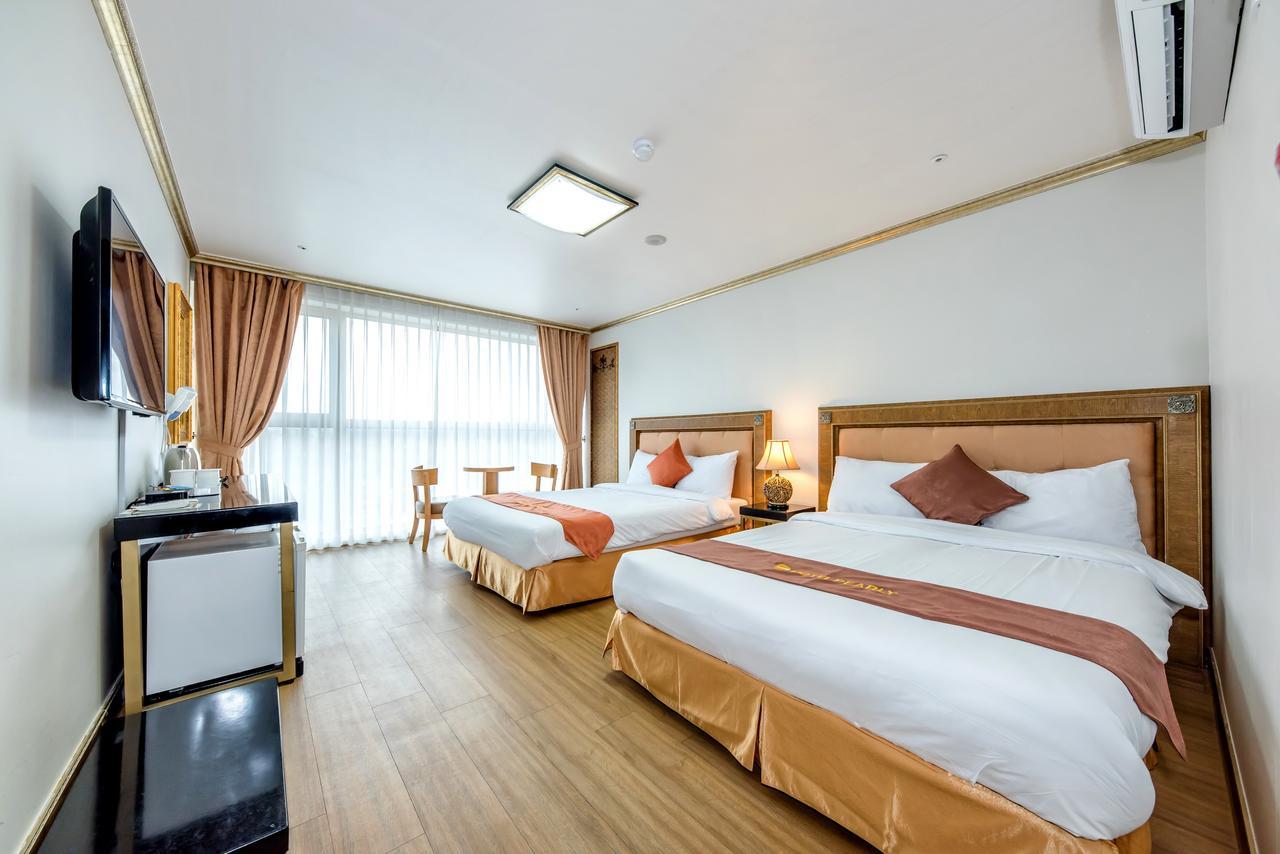 Pearly Hotel Чеджудо Экстерьер фото