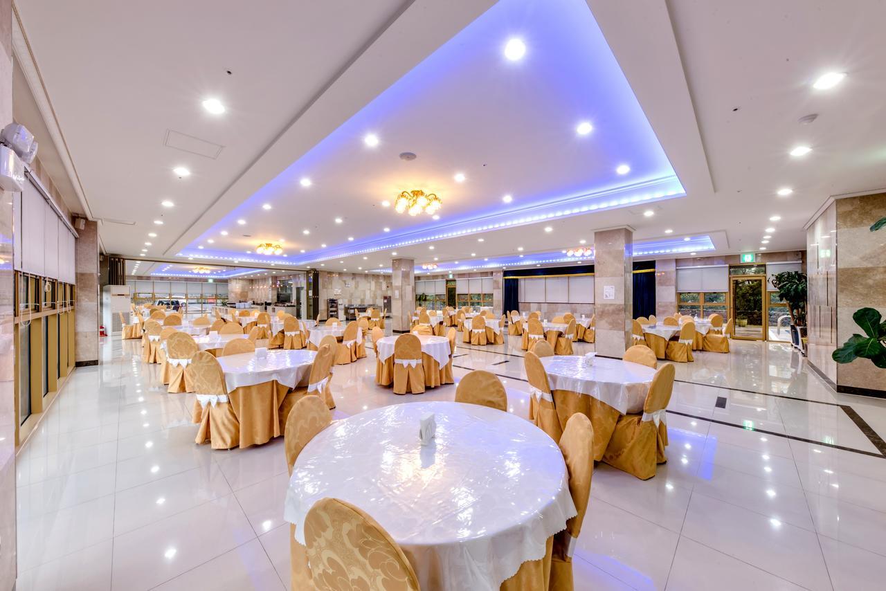 Pearly Hotel Чеджудо Экстерьер фото