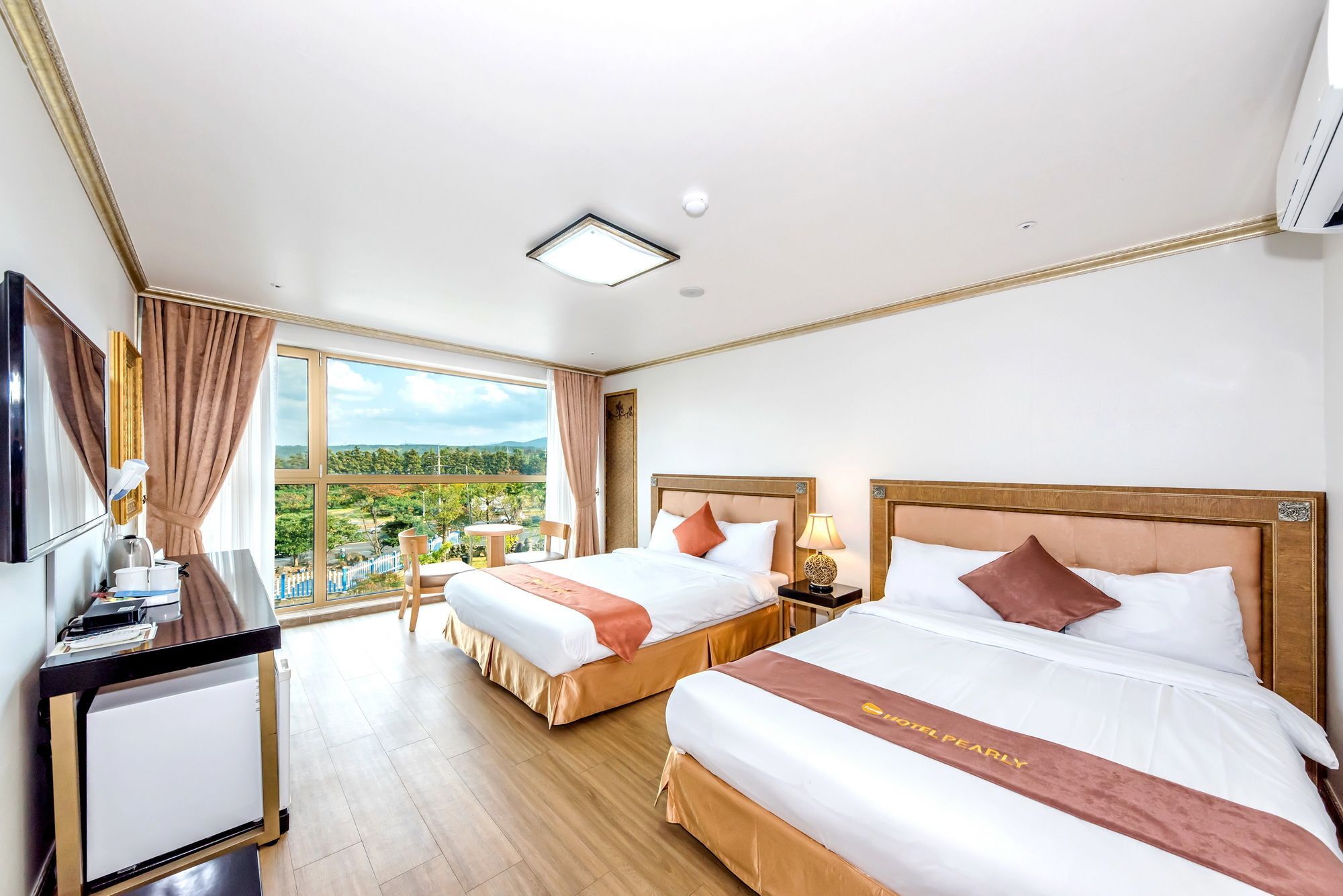 Pearly Hotel Чеджудо Экстерьер фото