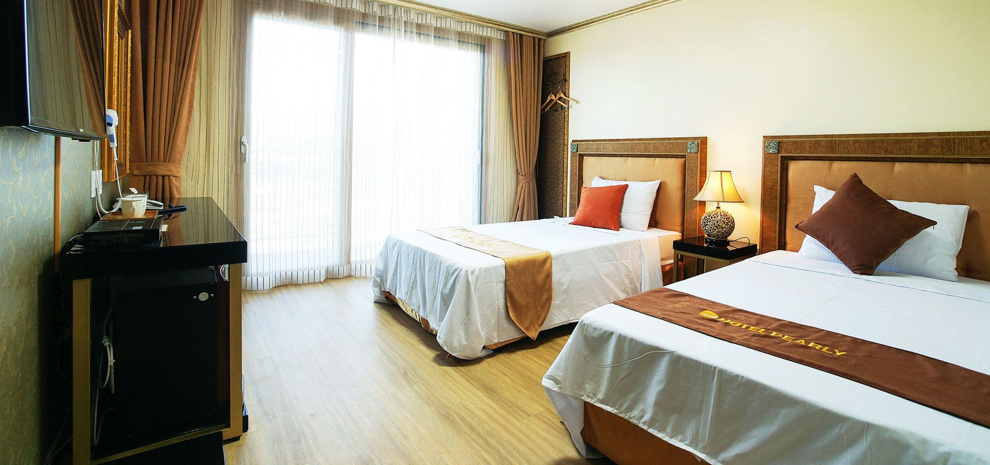 Pearly Hotel Чеджудо Экстерьер фото